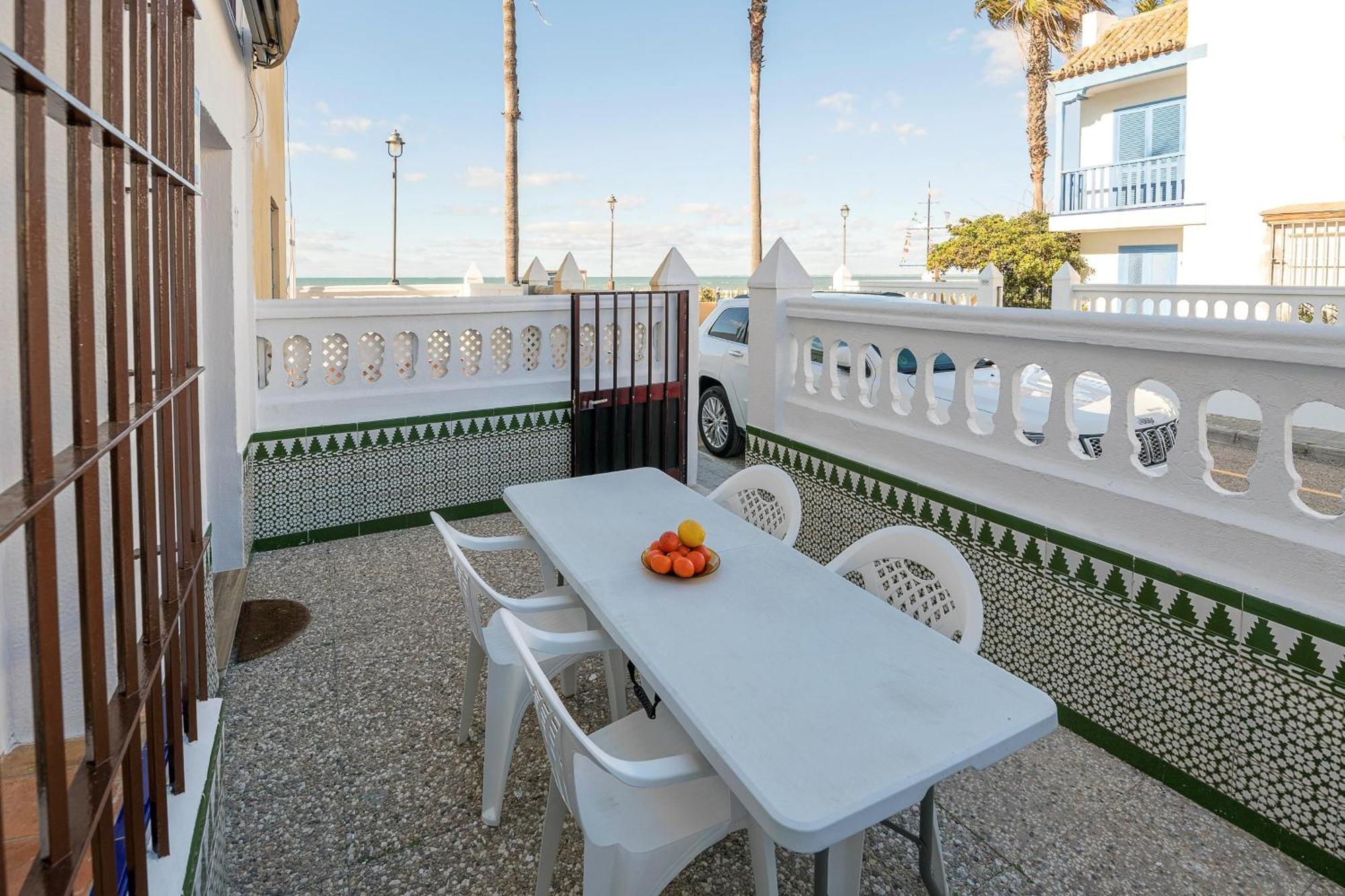 Вилла El Paseo Del Faro Чипиона Экстерьер фото